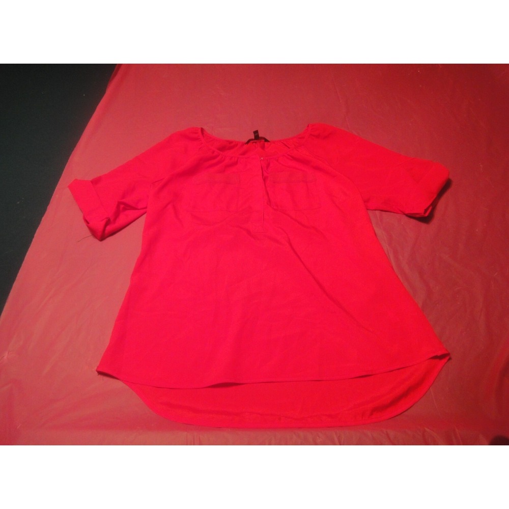 Express womens M red lightweight short sleeve shirt top breast‎ pockets